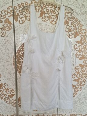 FARM Rio linnen White Sleeveless Midi Dress with Floral Rosettes